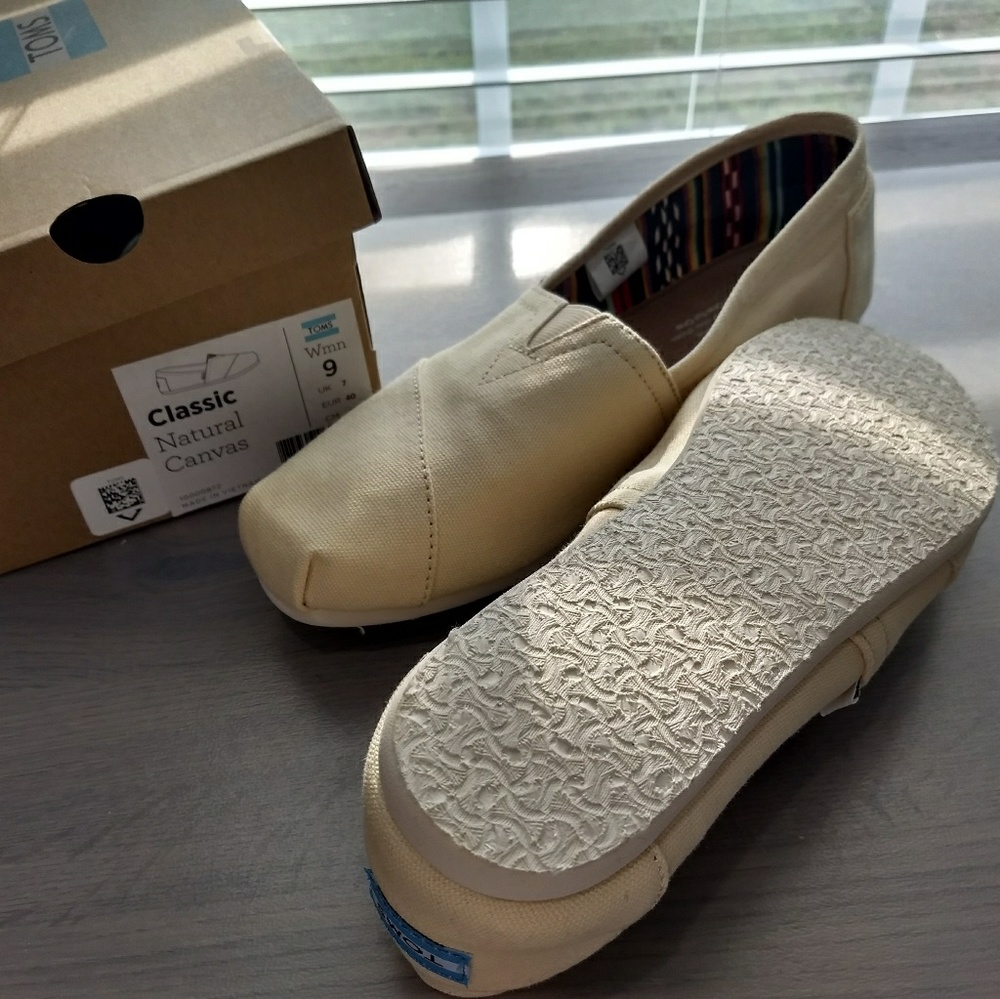 Toms Classic Natural Canvas